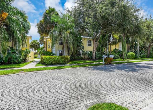 Property at 1240 Shady Rest Ln #104, Naples, FL 34103, 3 beds, 2 baths