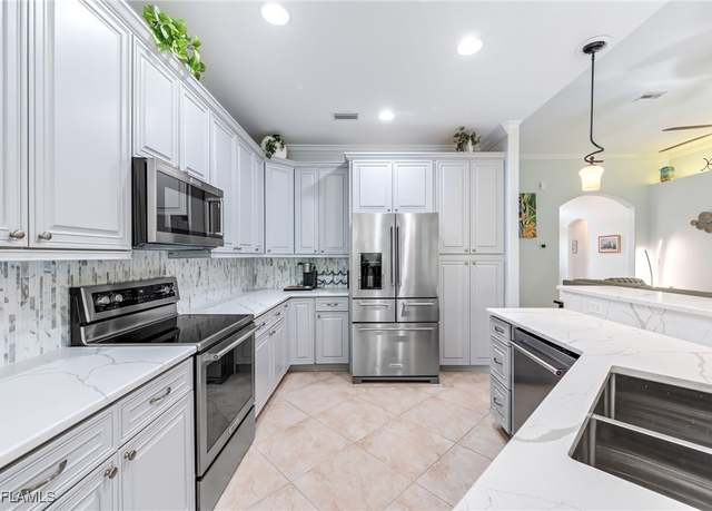 Property at 8732 Banyan Bay Blvd, Fort Myers, FL 33908, 3 beds, 2 baths