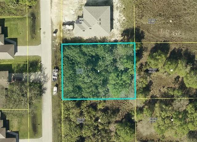 Property at 6136 Holt Ct, Fort Myers, FL 33905