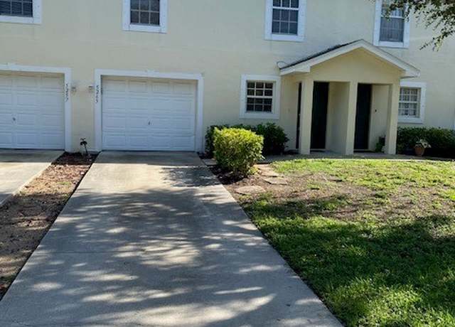 Property at 5265 Leeds Rd, Fort Myers, FL 33907, 3 beds, 2.5 baths