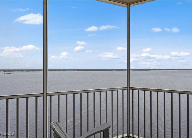 Property at 2745 1st St #1306, Fort Myers, FL 33916, 3 beds, 2 baths