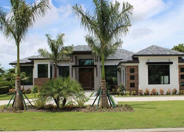 Property at 6321 Highcroft Dr, Naples, FL 34119, 4 beds, 5.5 baths