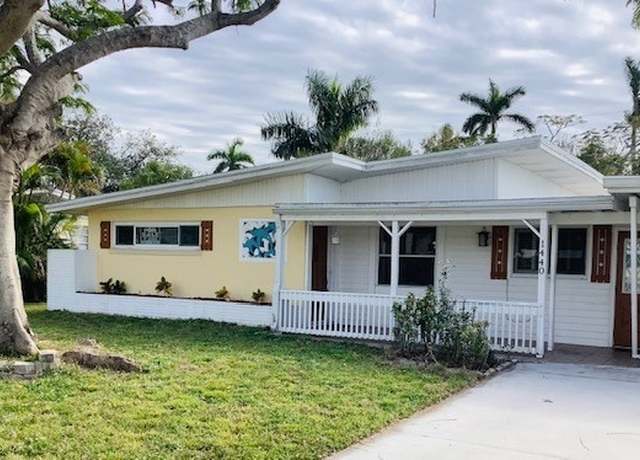 Property at 1440 Ricardo Ave, Fort Myers, FL 33901, 3 beds, 2 baths