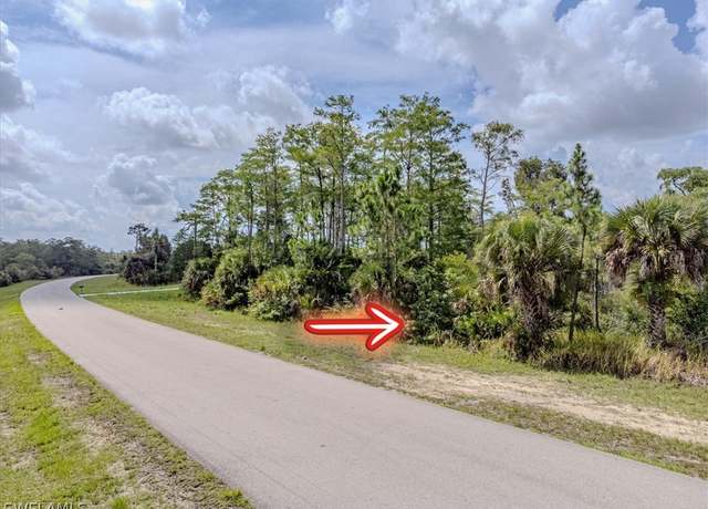Property at 495 Greenbriar Blvd, Lehigh Acres, FL 33972