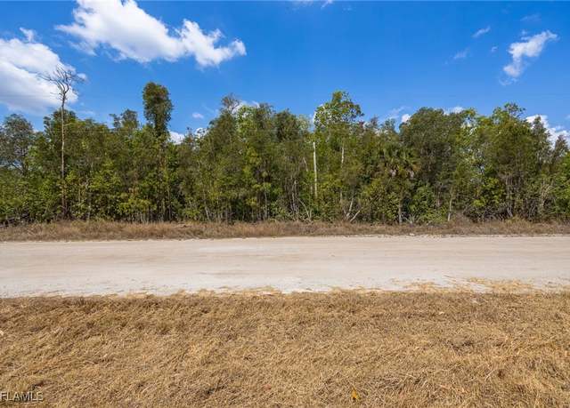 Property at 12360 Shawnee Rd, Fort Myers, FL 33913