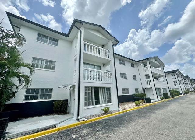 Property at 3704 Broadway #318, Fort Myers, FL 33901, 2 beds, 1 bath