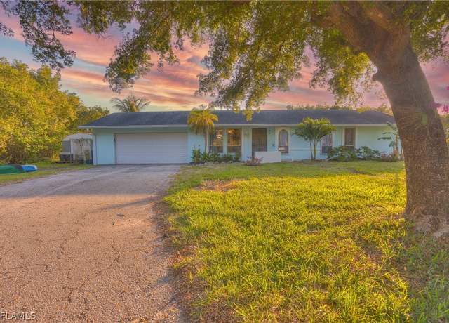 Property at 121 Dow Ln, North Fort Myers, FL 33917, 2 beds, 3 baths