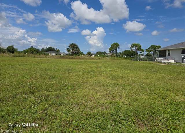 Property at 2622 NE 6th Ave, Cape Coral, FL 33909