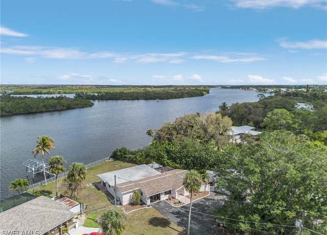 Property at 2190 River Rd, Fort Myers, FL 33905, 3 beds, 2 baths