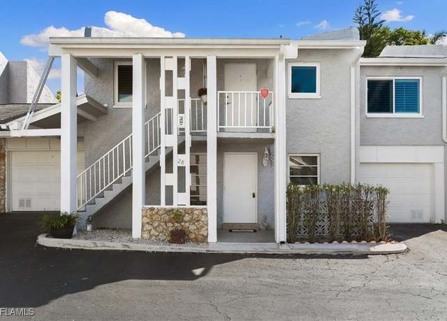 Property at 27 Watercolor Way #27, Naples, FL 34113, 4 beds, 2 baths