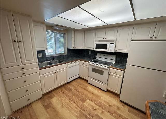 Property at 357 Joel Blvd #217, Lehigh Acres, FL 33936, 2 beds, 1 bath