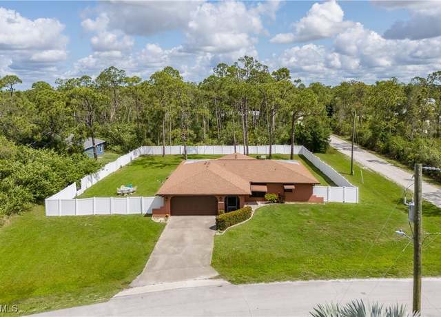 Property at 28350 Jardin Ave, Punta Gorda, FL 33955, 3 beds, 2 baths