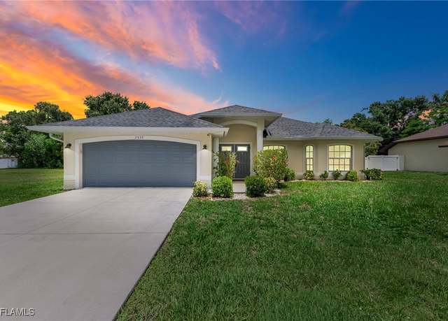 Property at 2930 Mccann St, Fort Myers, FL 33901, 3 beds, 2 baths