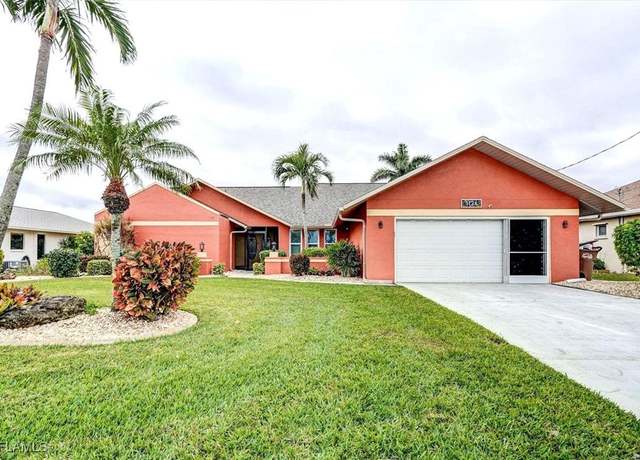 Property at 1126 SE 21st Ter, Cape Coral, FL 33990, 3 beds, 2 baths