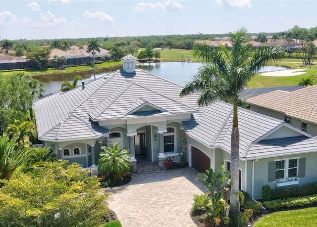 Property at 13390 Whispering Oaks Dr, Fort Myers, FL 33905, 4 beds, 3.5 baths