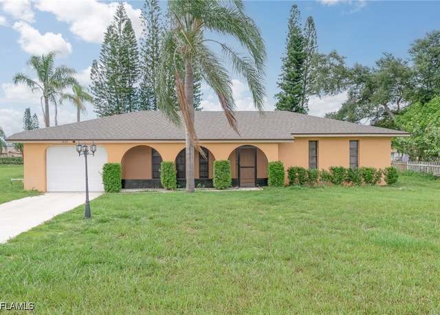 Property at 1438 Caywood Cir N, Lehigh Acres, FL 33936, 2 beds, 2 baths