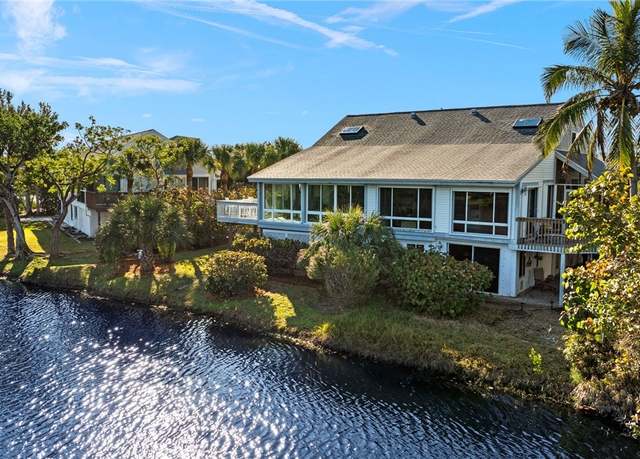 Property at 1440 Sandpiper Cir, Sanibel, FL 33957, 3 beds, 2.5 baths