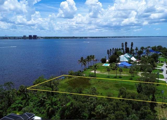 Property at 740 Overiver Dr, North Fort Myers, FL 33903