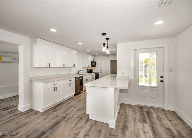 Property at 160 Francis Dr NE, Port Charlotte, FL 33952, 4 beds, 2 baths
