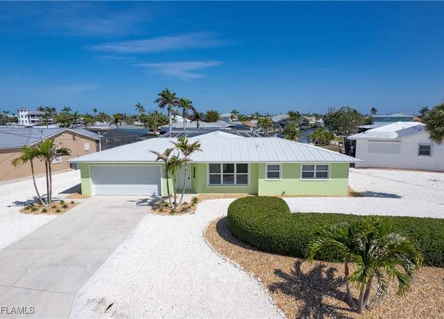 Property at 3226 Vacation Ln, St James City, FL 33956, 3 beds, 2 baths