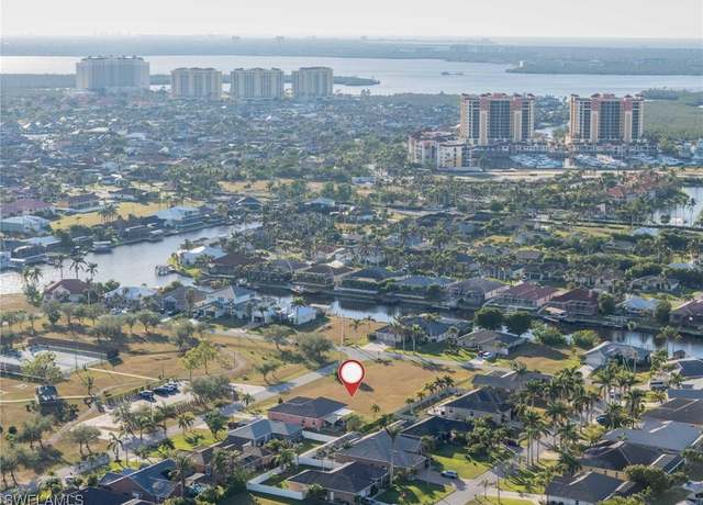 Property at 5304 SW 17th Pl, Cape Coral, FL 33914