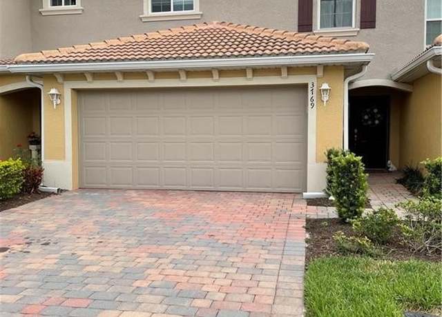 Property at 3769 Crofton Ct, Fort Myers, FL 33916, 3 beds, 2.5 baths