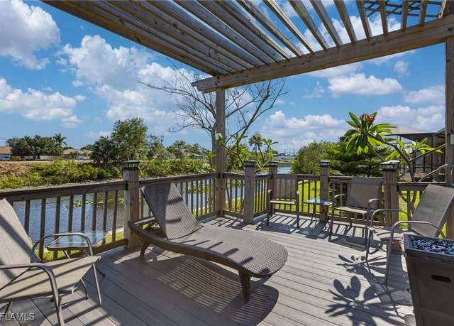 Property at 614 SW 31st Ter, Cape Coral, FL 33914, 4 beds, 3 baths