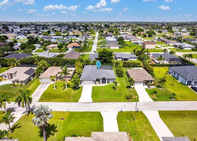 Property at 3017 SW 2nd Pl, Cape Coral, FL 33914, 3 beds, 3 baths