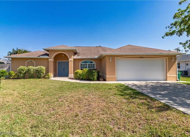 Property at 1011 SE 25th Ln, Cape Coral, FL 33904, 3 beds, 2 baths