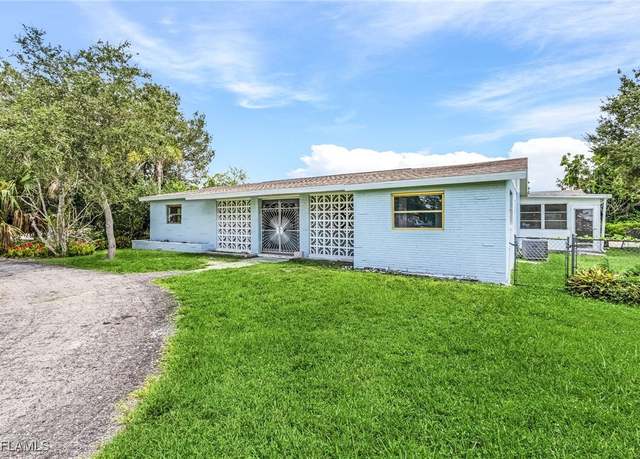 Property at 1419 Euclid Ave, North Fort Myers, FL 33917, 6 beds, 3 baths