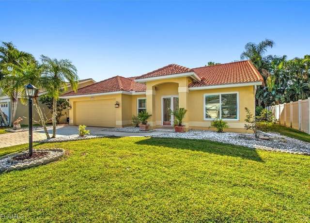 Property at 12921 Eagle Pointe Cir, Fort Myers, FL 33913, 3 beds, 2 baths
