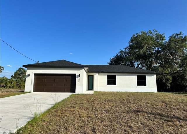 Property at 1421 Jabara Cir, Labelle, FL 33935, 3 beds, 2 baths