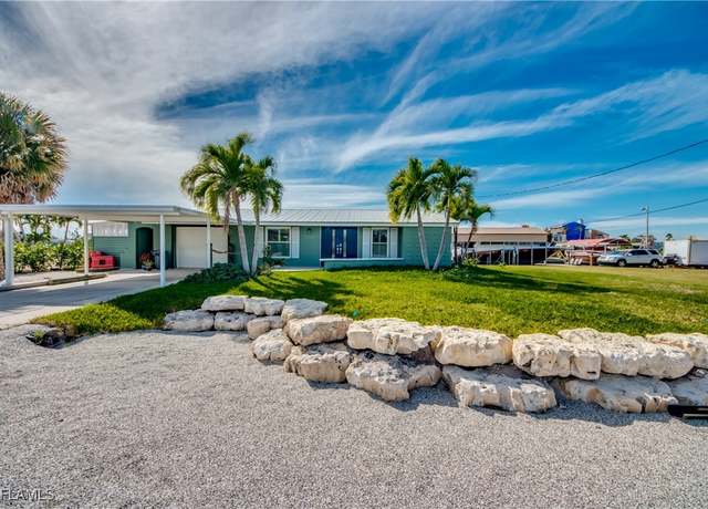 Property at 2891 Cussell Dr, St James City, FL 33956, 2 beds, 2 baths