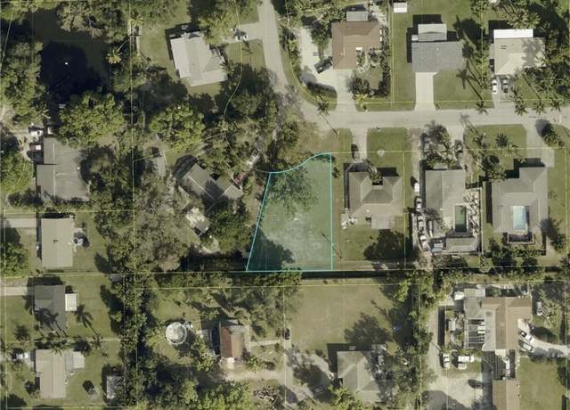 Property at 4208 Riverview Rd, Fort Myers, FL 33905