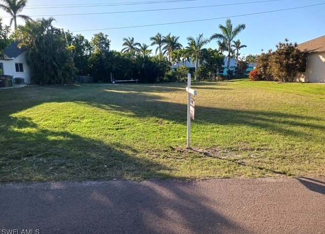 Property at 4304 SW 25th Ct, Cape Coral, FL 33914