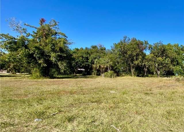 Property at 3215 Edgewood Ave, Fort Myers, FL 33916