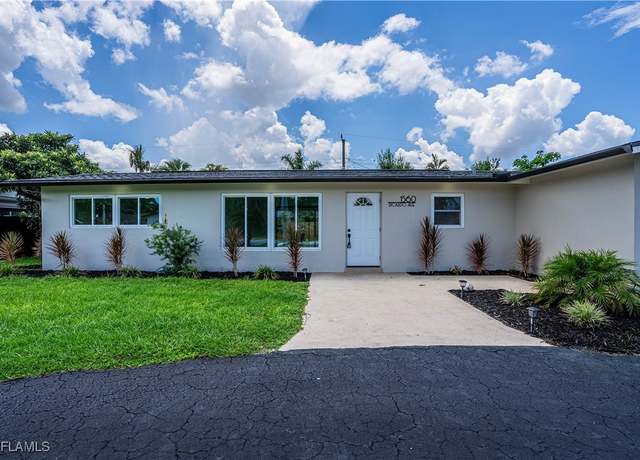 Property at 1560 Ricardo Ave, Fort Myers, FL 33901, 3 beds, 2 baths