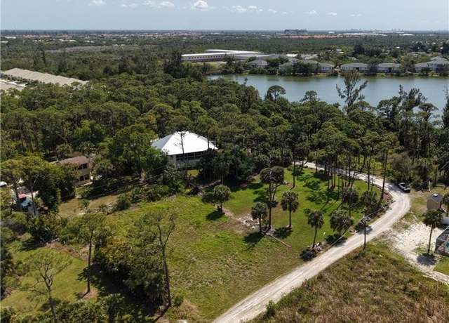 Property at 14927 Martin Dr, Fort Myers, FL 33908