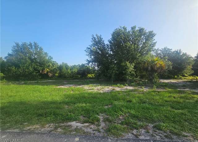 Property at 435 Rathburn St, Lehigh Acres, FL 33974