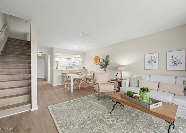 Property at 2320 Wooster Ln #5, Sanibel, FL 33957, 2 beds, 2.5 baths