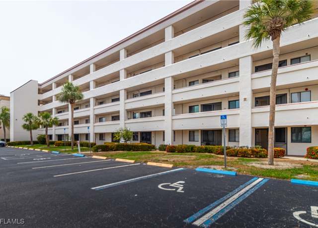 Property at 7410 Lake Breeze Dr #204, Fort Myers, FL 33907, 2 beds, 2 baths