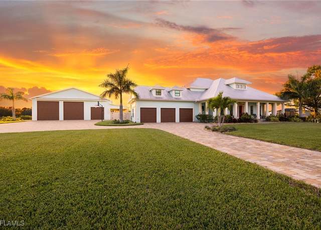Property at 4640 Castalia Ct, Fort Myers, FL 33905, 3 beds, 3.5 baths