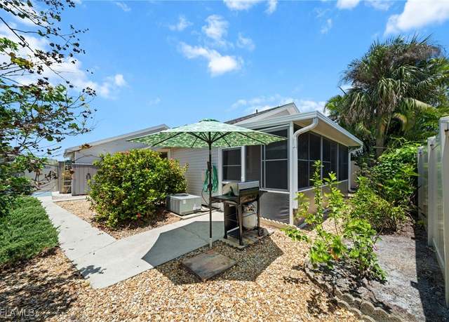 Property at 5540 Longleaf Dr, North Fort Myers, FL 33917, 2 beds, 1.5 baths