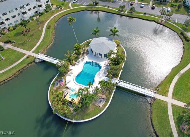 Property at 13551 Stratford Place Cir #202, Fort Myers, FL 33919, 3 beds, 3 baths
