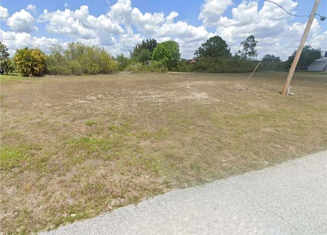 Property at 405 NE 17th Ter, Cape Coral, FL 33909