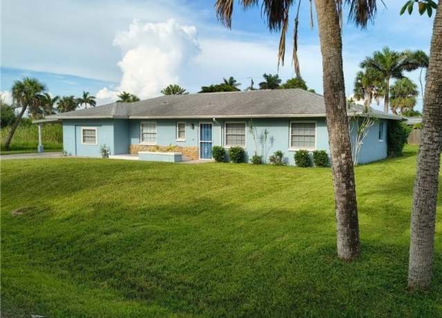 Property at 14773 Martin Dr, Fort Myers, FL 33908, 3 beds, 2 baths