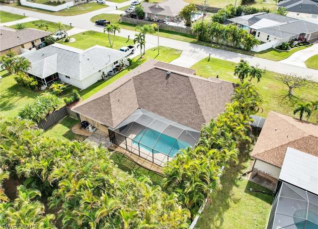 Property at 609 SW 32nd Ter, Cape Coral, FL 33914, 3 beds, 2 baths