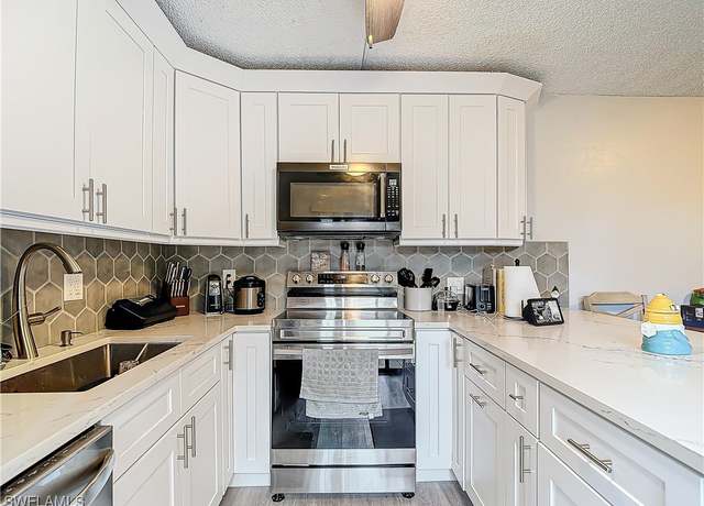 Property at 5215 Cedarbend Dr #4, Fort Myers, FL 33919, 2 beds, 2 baths