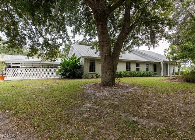 Property at 1291 S Swinging Trl, Labelle, FL 33935, 3 beds, 2 baths