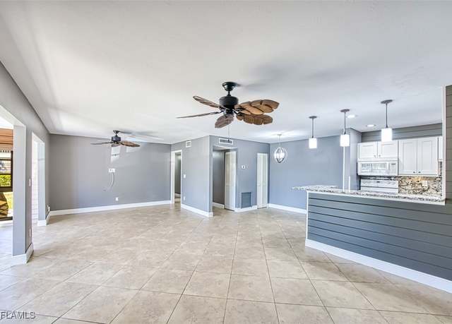 Property at 14820 Summerlin Woods Dr #1, Fort Myers, FL 33919, 2 beds, 2 baths